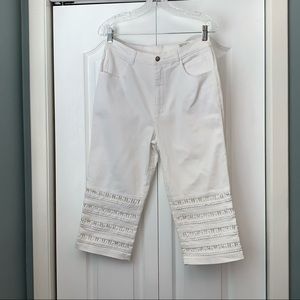 VARIATIONS womens size medium high rise white Capri pants  cut outs bling summer